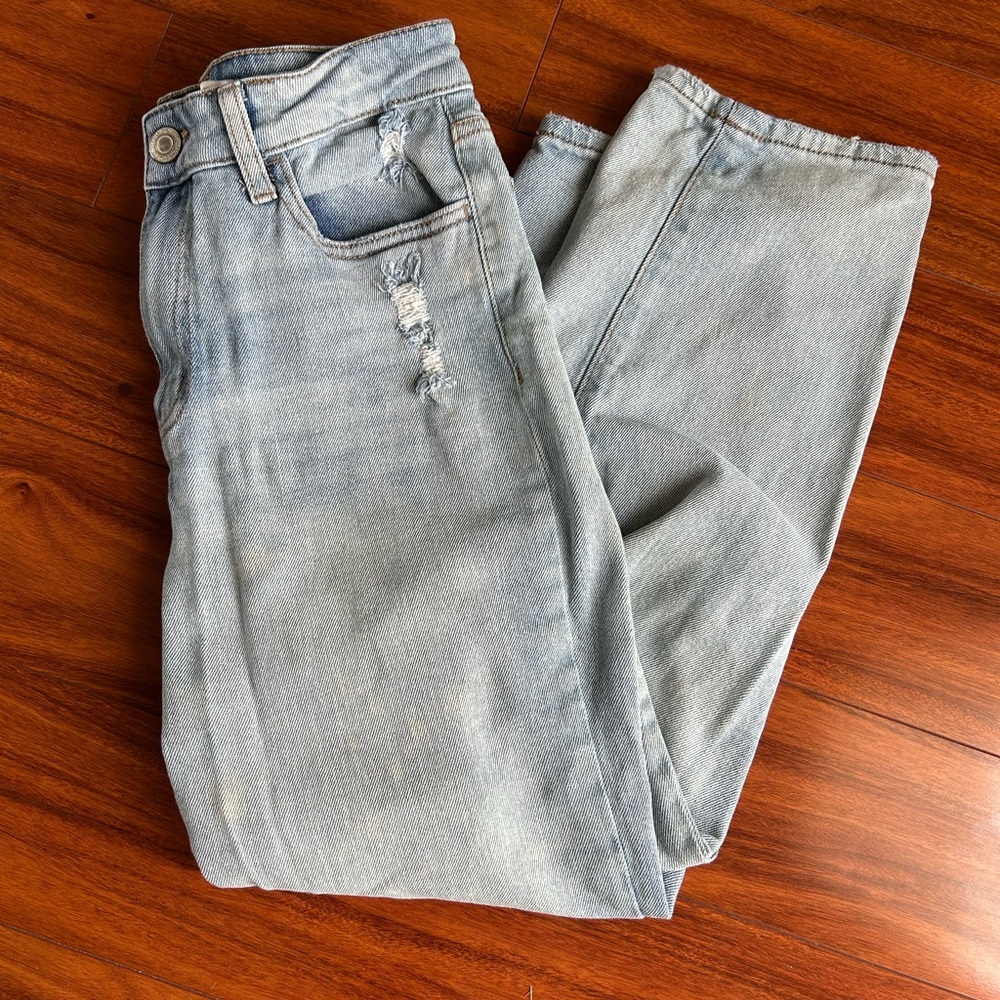 Light Wash Women’s Distressed Jeans - Light Blue